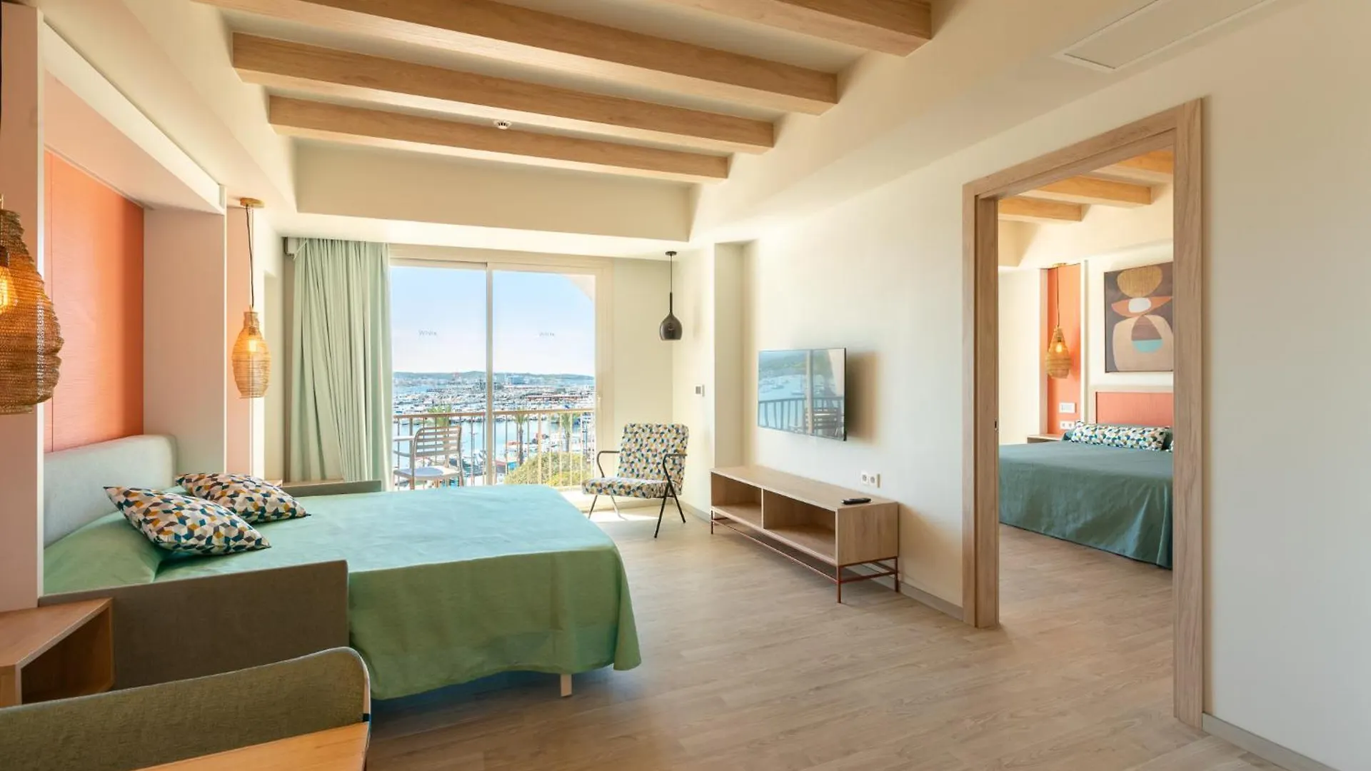 The White Apartments (Adults Only) Sant Antoni de Portmany 0*,