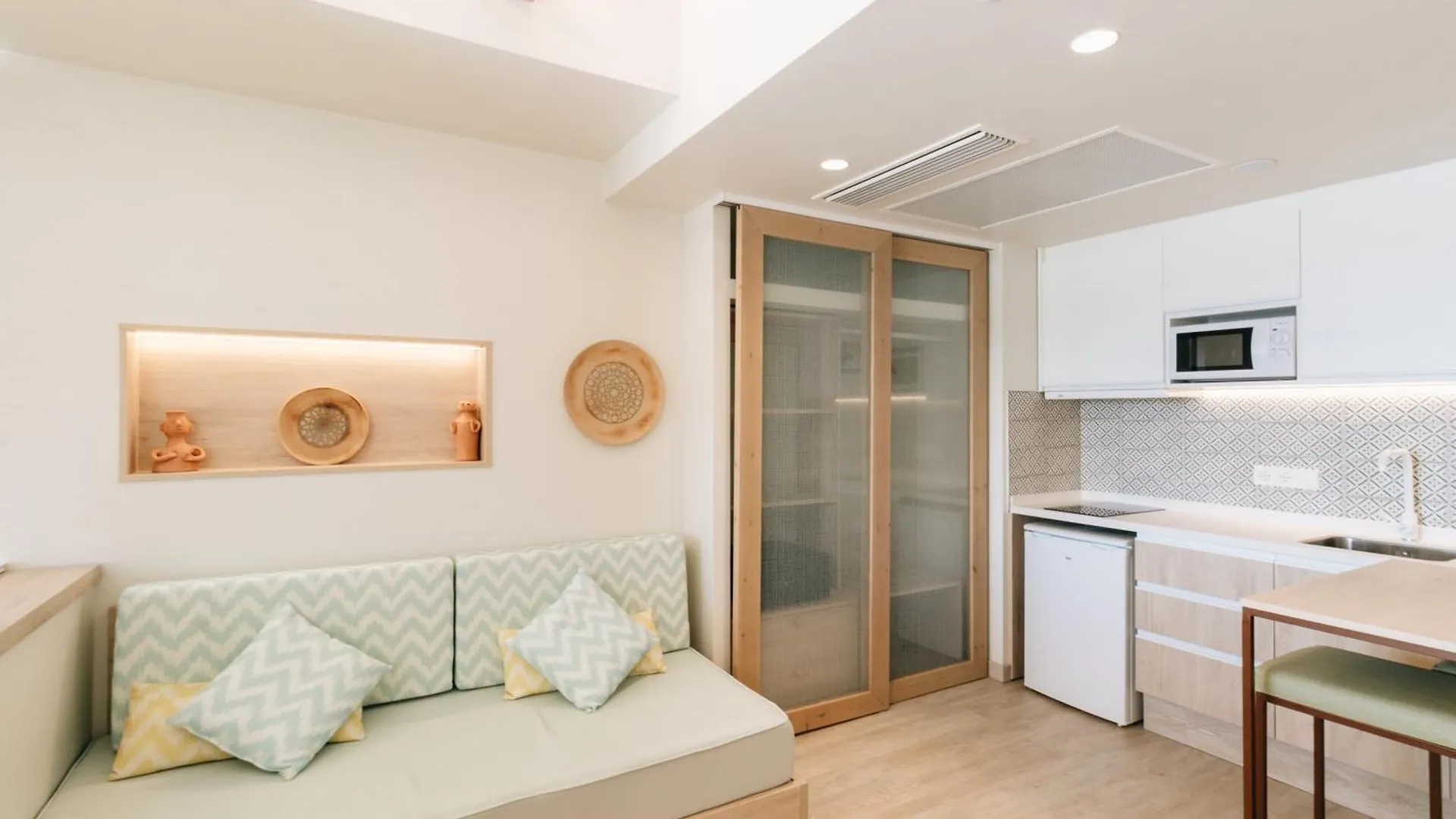 The White Apartments (Adults Only) Sant Antoni de Portmany Espanha