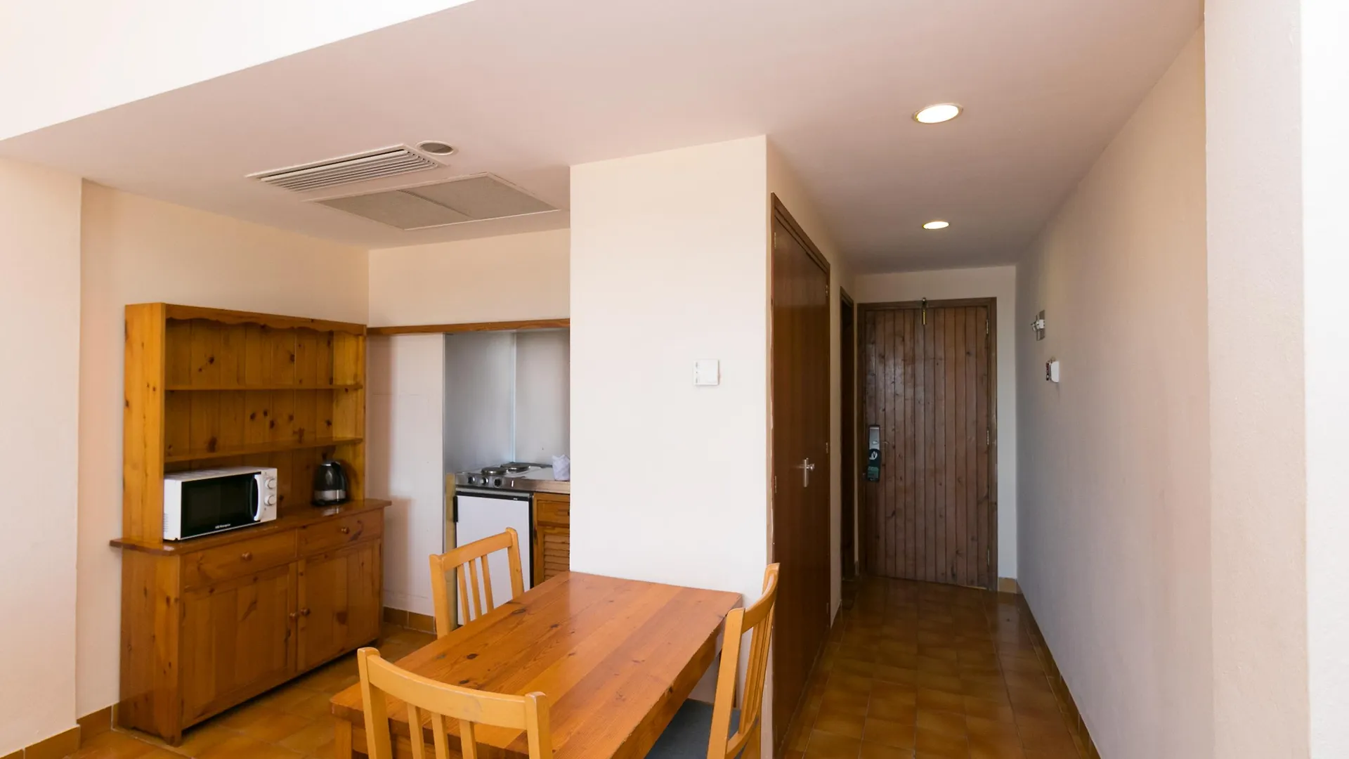 The White Apartments (Adults Only) San Antonio   San Antonio (Ibiza)