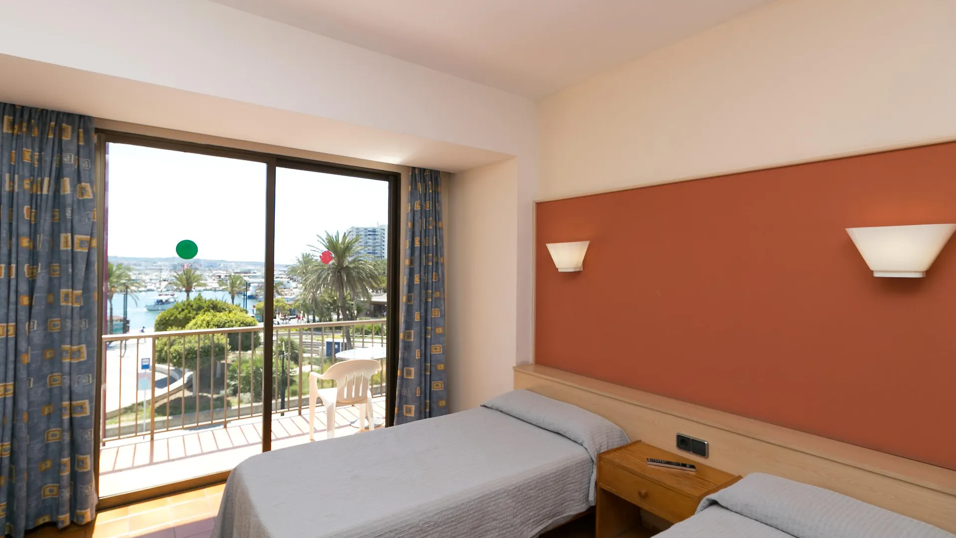 The White Apartments (Adults Only) San Antonio  San Antonio (Ibiza)