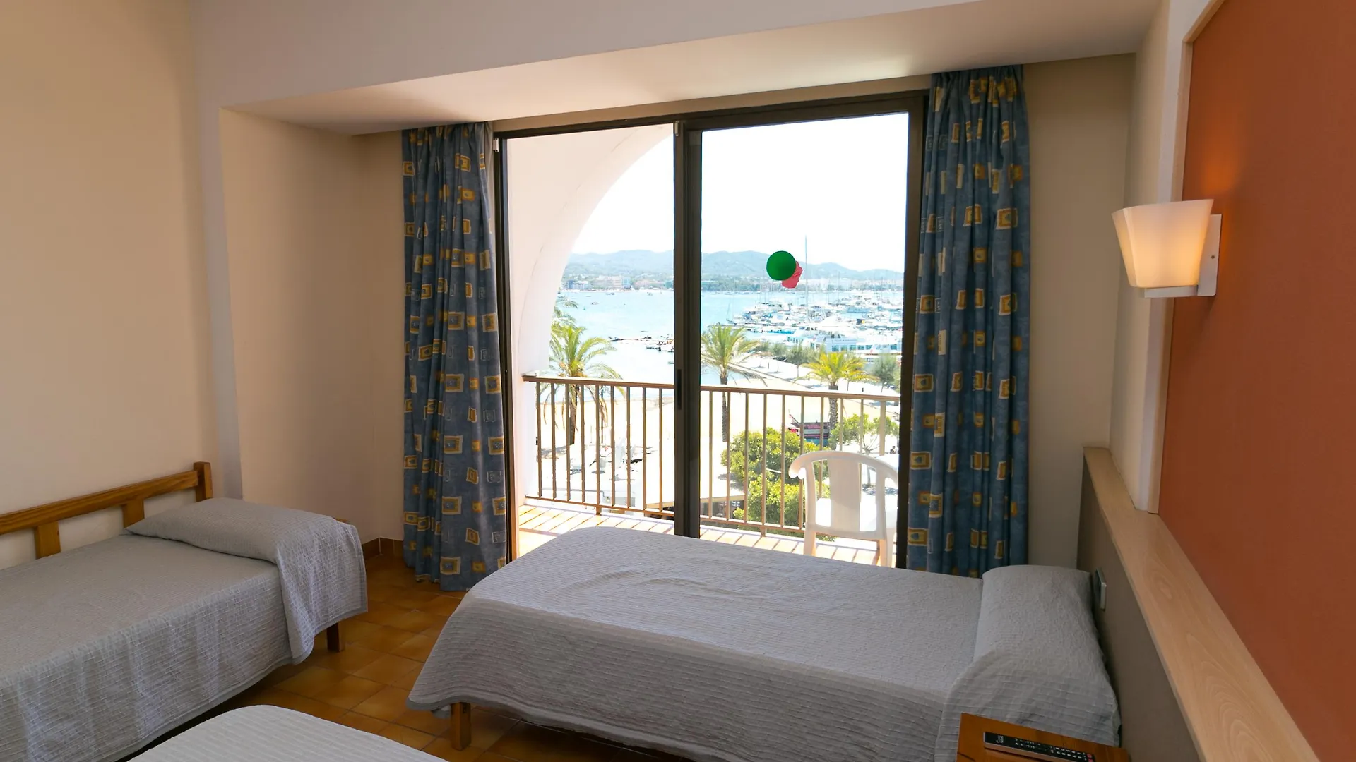 The White Apartments (Adults Only) San Antonio  0*, San Antonio (Ibiza)