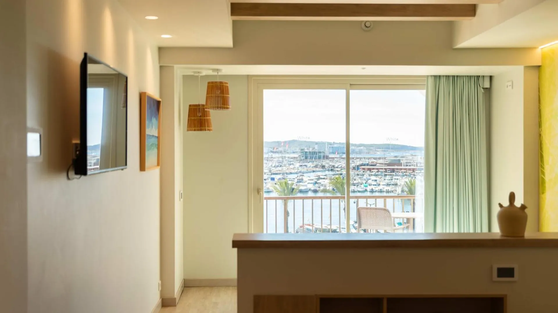 The White Apartments (Adults Only) San Antonio  Spain